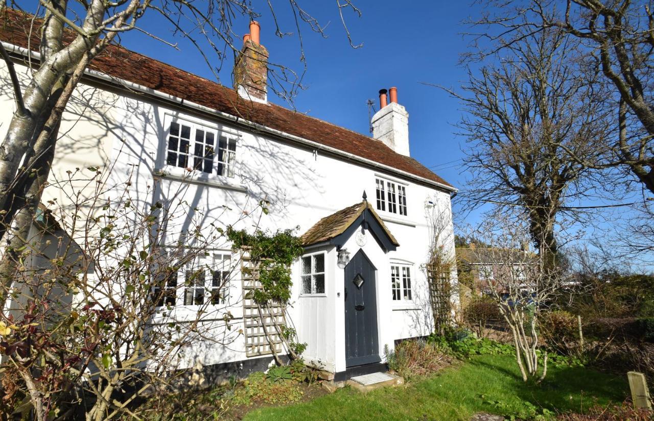 Rose Mullion Cottage Pett Exteriör bild
